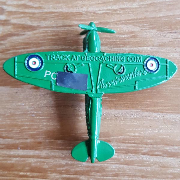 Avroair Spitfire Geocoin Grün